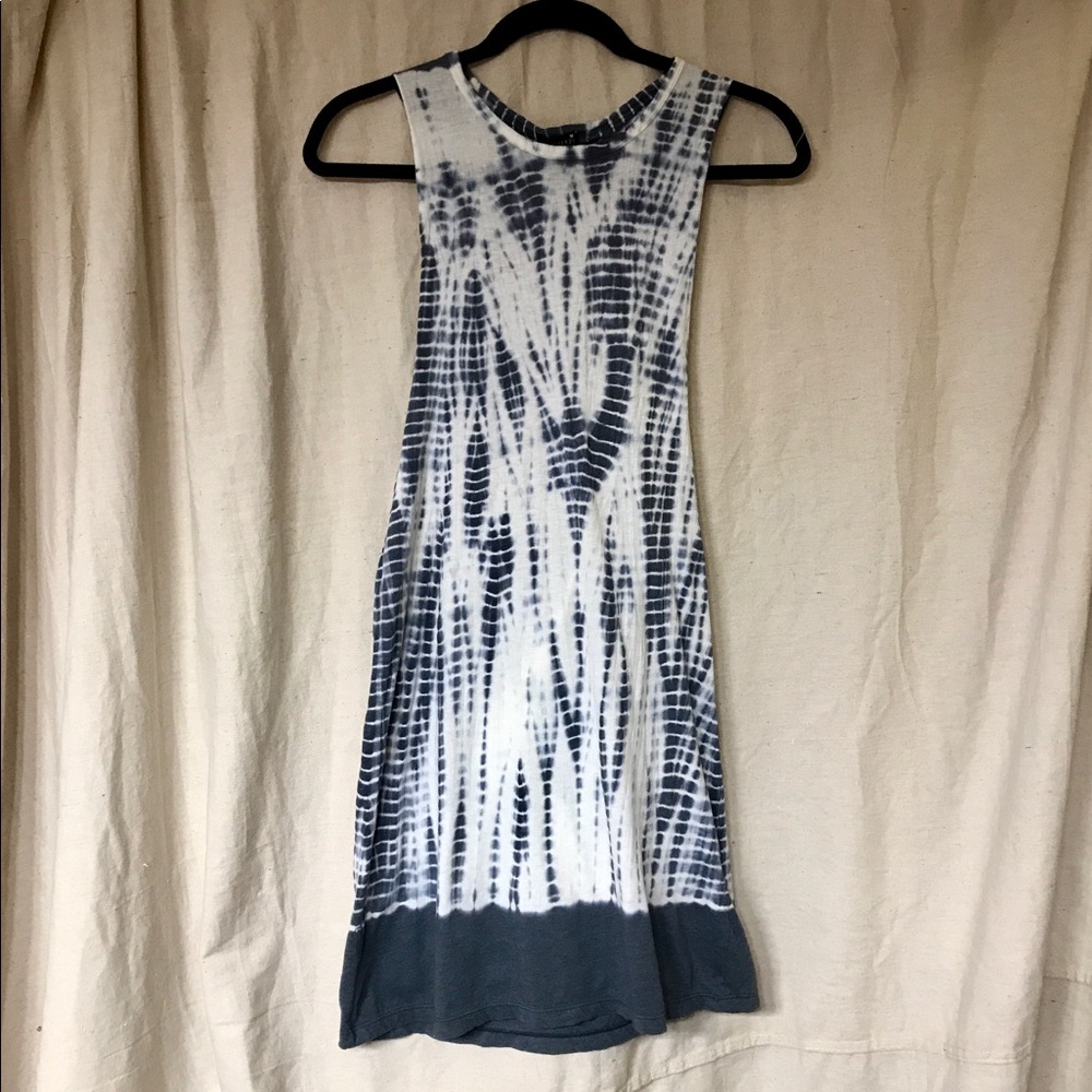 FOREVER 21 Sleeveless Navy Tie Dye Coverup Dress